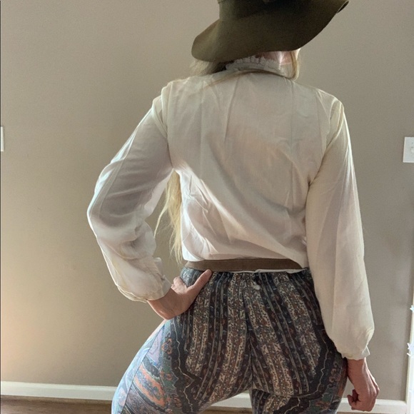 Vintage 1970s White Lace Tuxedo Button Down Shirt - Picture 4 of 8